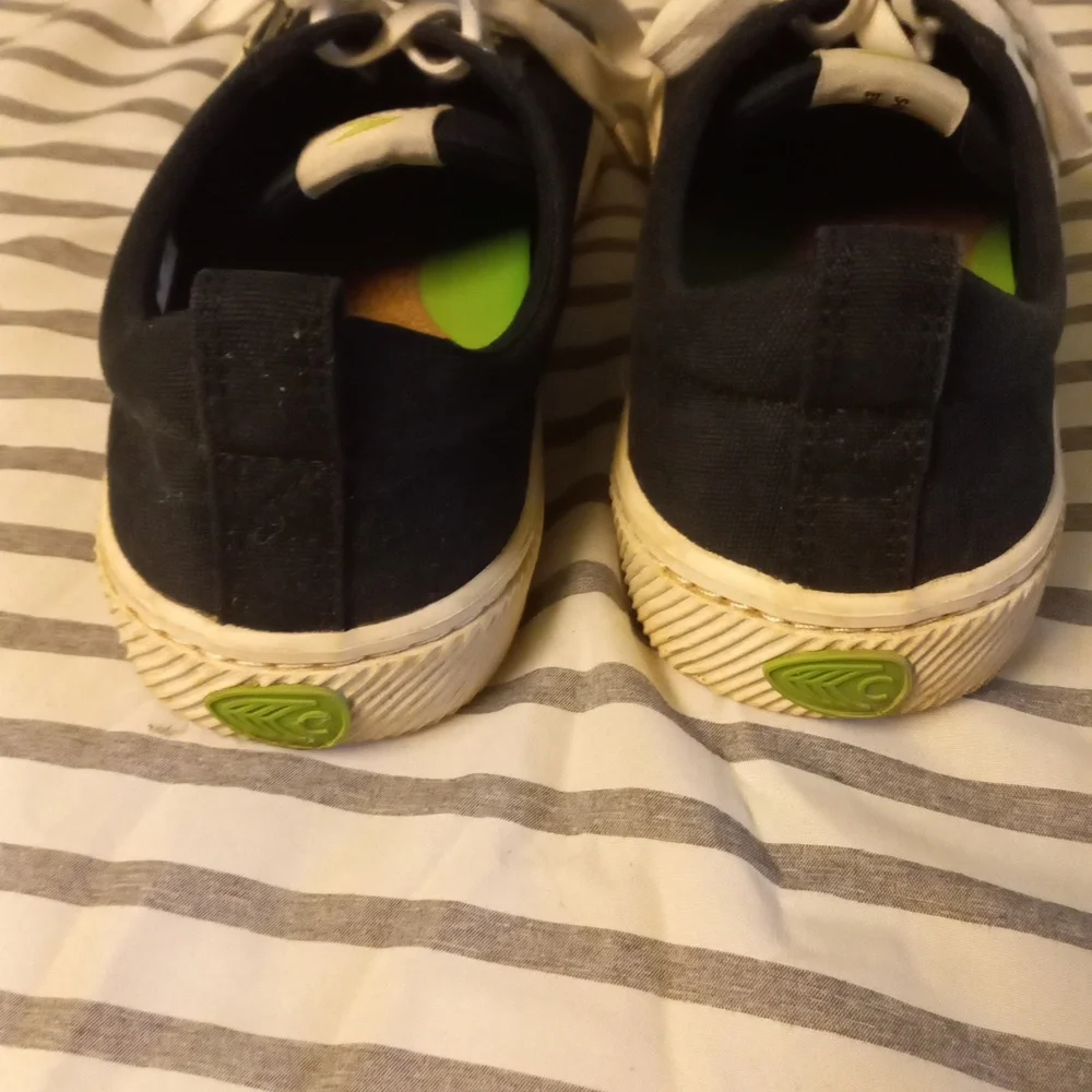 Shoes - Picture 2 of 2